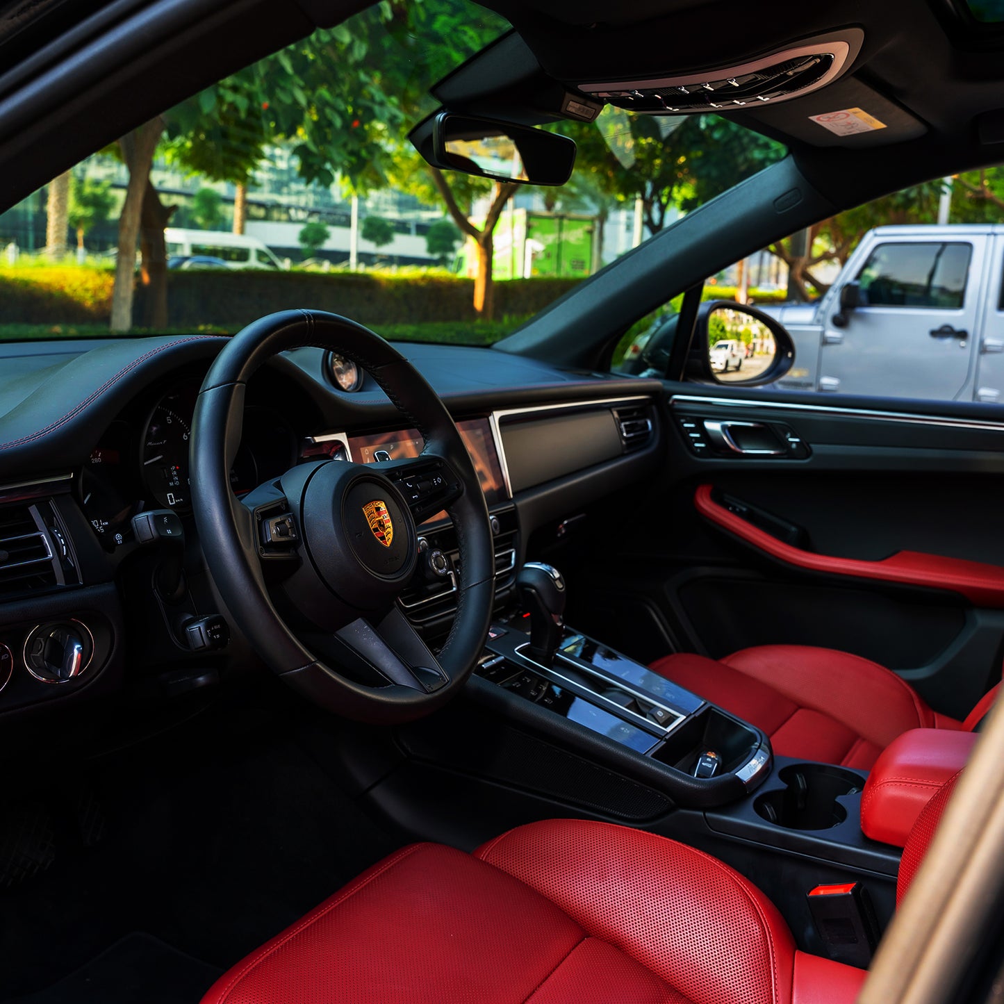 Porsche Macan T