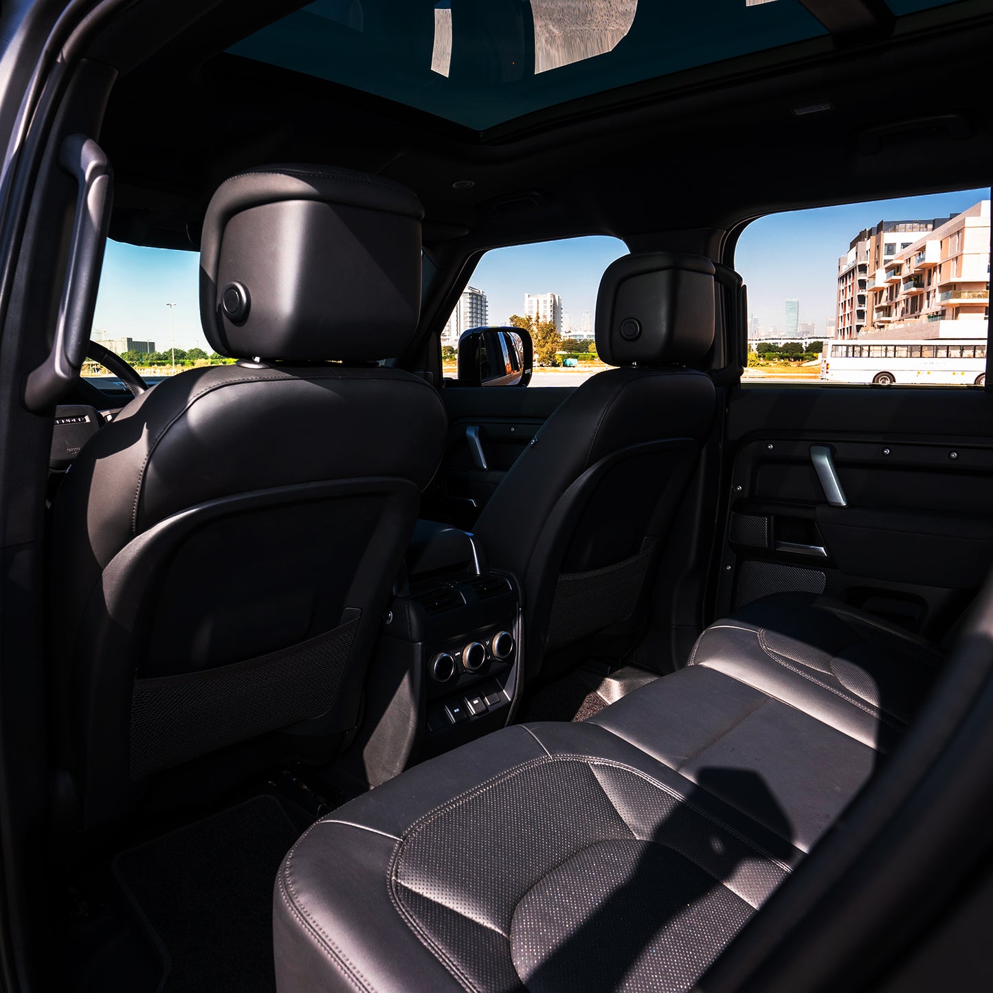 Land Rover Defender - Matt Black