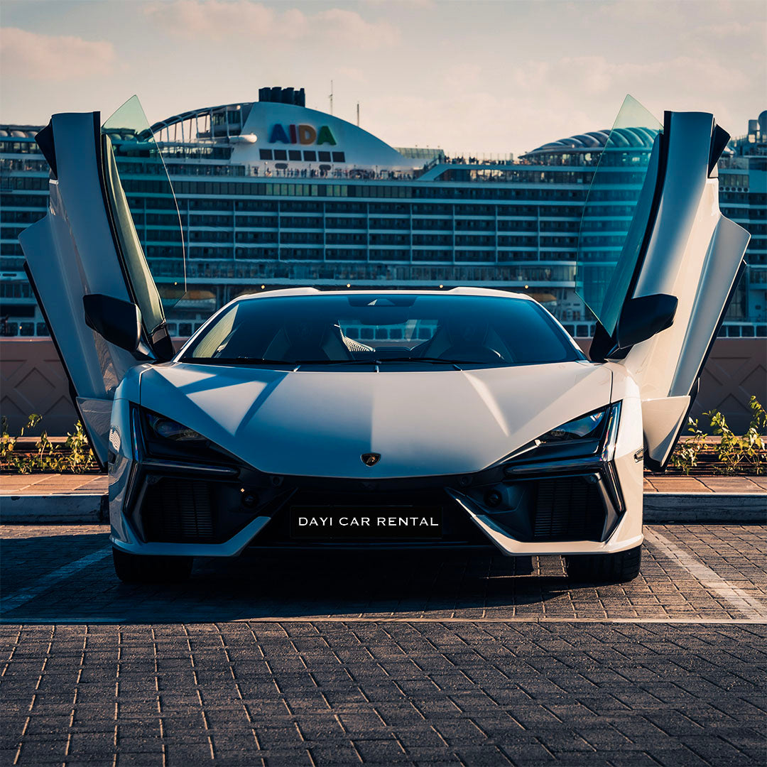 Lamborghini Revuelto